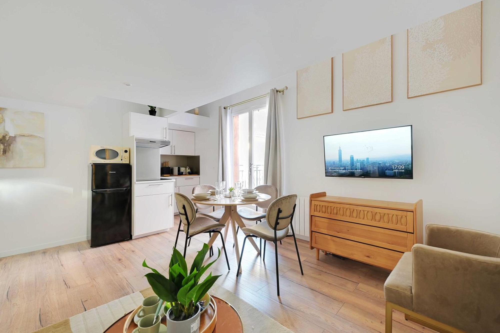 Residence A Proximite De Paris Ле-Кремлен-Бісетр Екстер'єр фото